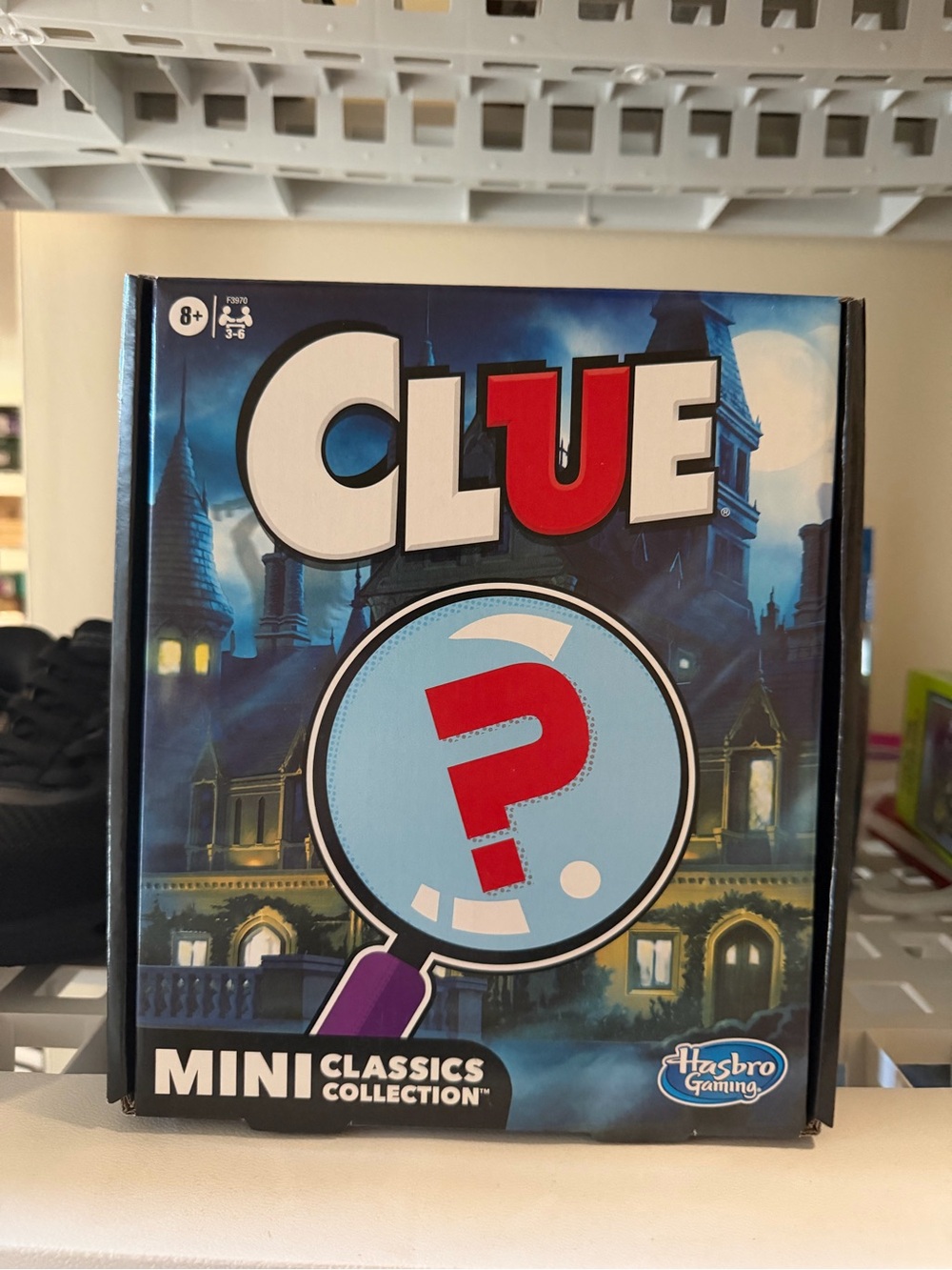 Hasbro Clue The Classic Mystery Board Game - A5826079